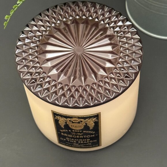 BBW Bridgerton Collaboration Diamond Of The Season Bath & Body Works Candle - Picture 5 of 12